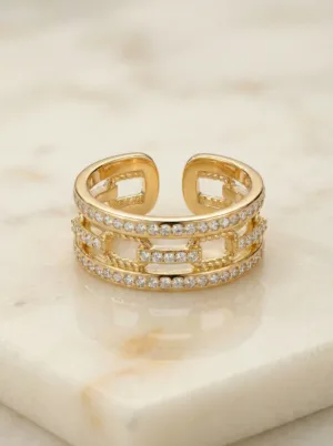 The Stella Link Ring